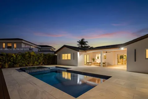 $2,850,000 | 19721 Northeast 23rd Avenue, Miami, FL 33180
