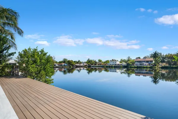 $2,850,000 | 19721 Northeast 23rd Avenue, Miami, FL 33180