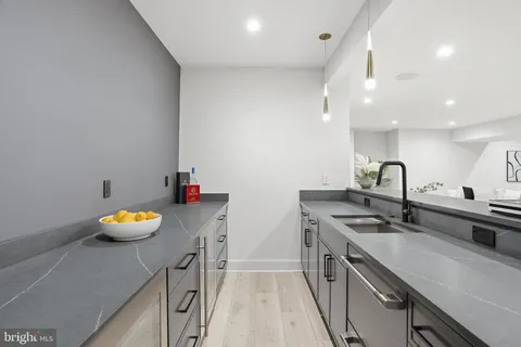$3,199,995 | 1608 Wrightson Drive, McLean, VA 22101