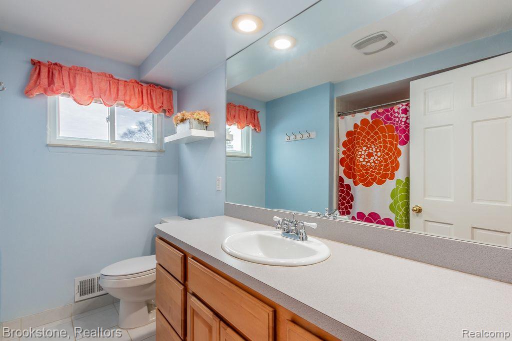 2969 Powderhorn Ridge Road Rochester Hills, MI 48309 - Photo 36 of 56