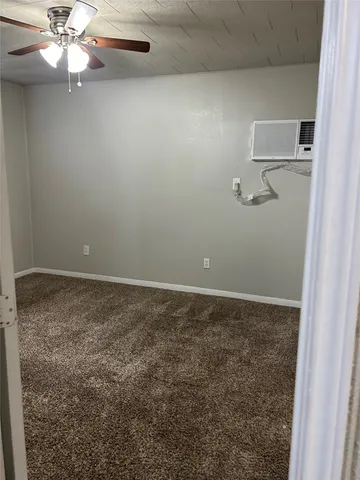 $700 | 1020 1/2 North Main Street, Unit 10, Baytown, TX 77520