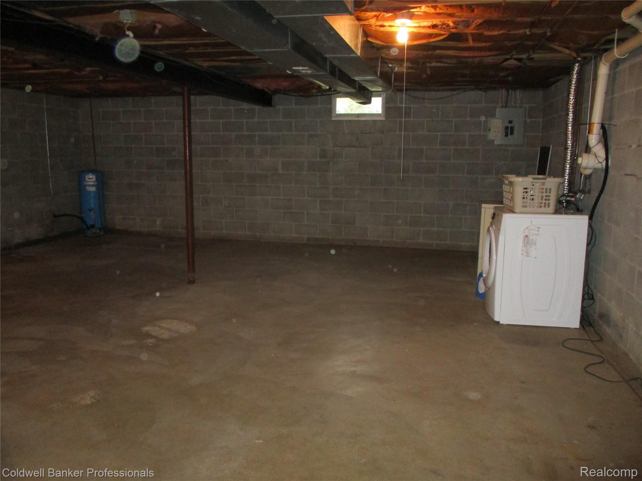 7096 South Ruess Road Owosso, MI 48867 - Photo 28 of 54 27.JPG