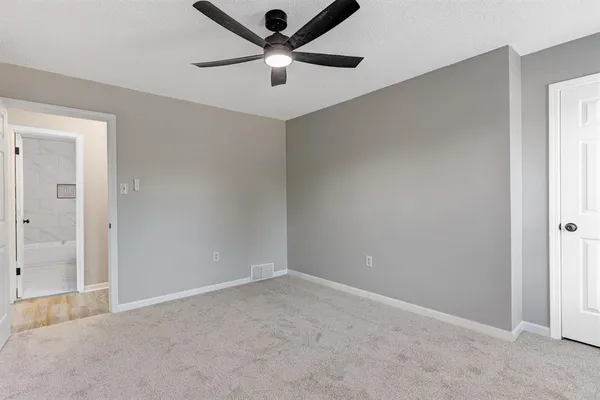 $2,400 | 7801 Autumn Creek Drive, Memphis, TN 38018