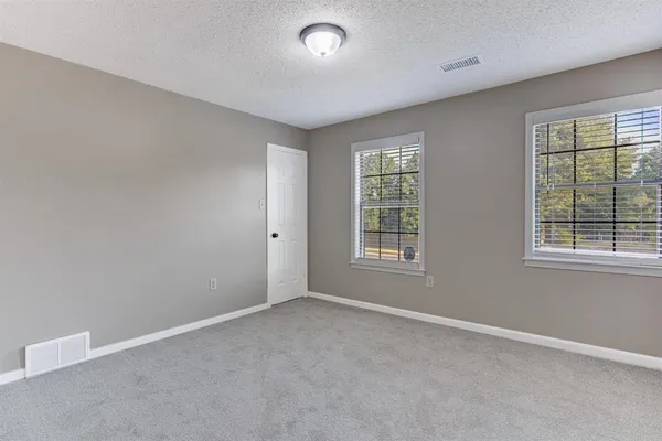$2,400 | 7801 Autumn Creek Drive, Memphis, TN 38018
