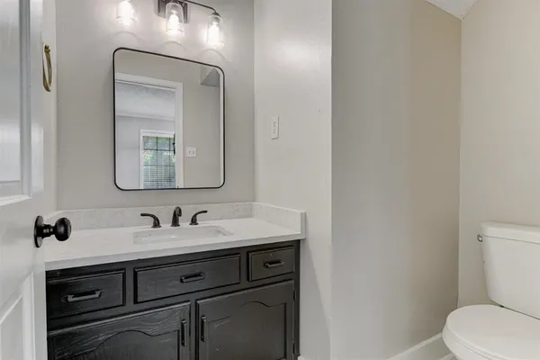 $2,400 | 7801 Autumn Creek Drive, Memphis, TN 38018