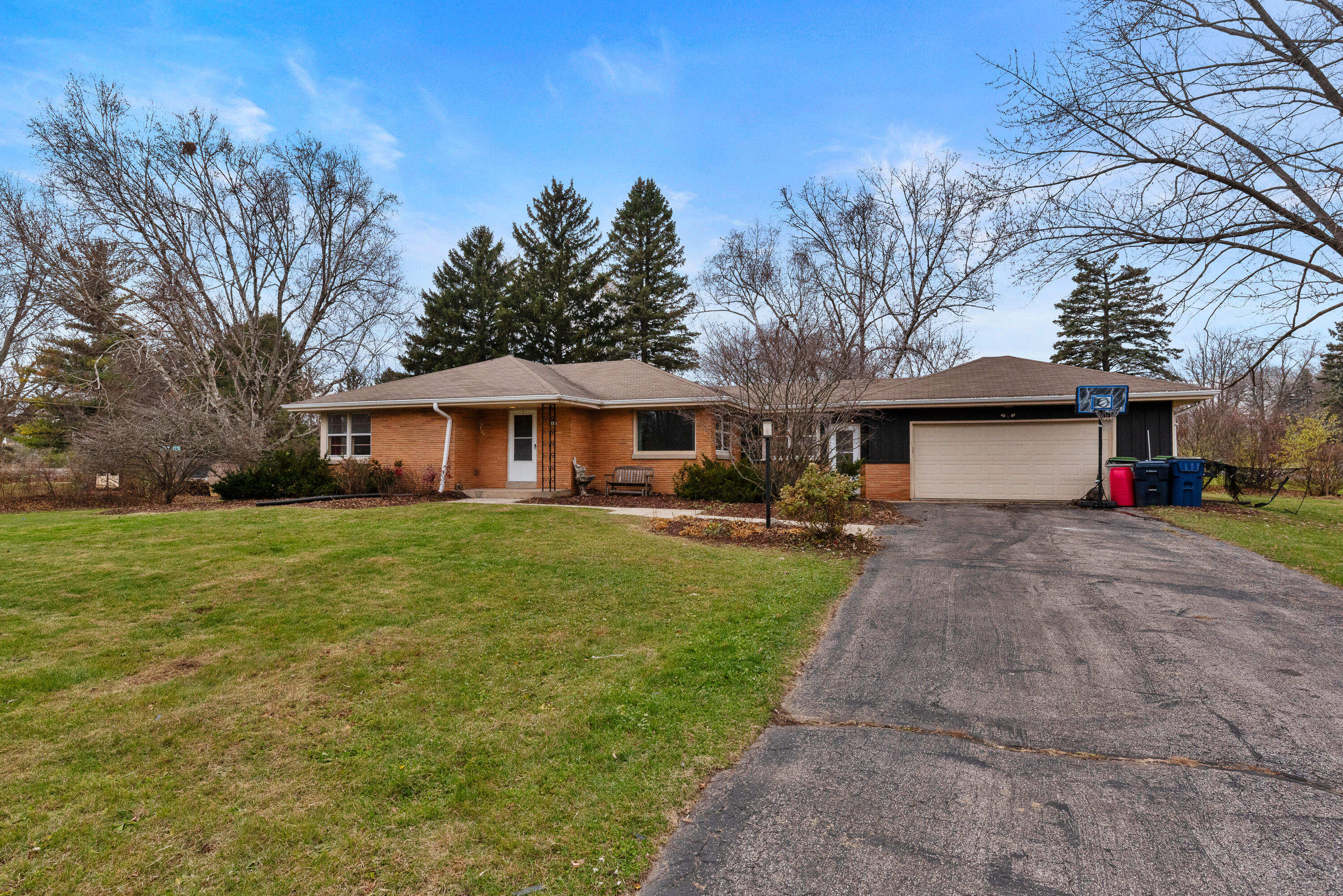6845 North 102nd Street Milwaukee, WI 53224 - Photo 21 of 21 Front of House