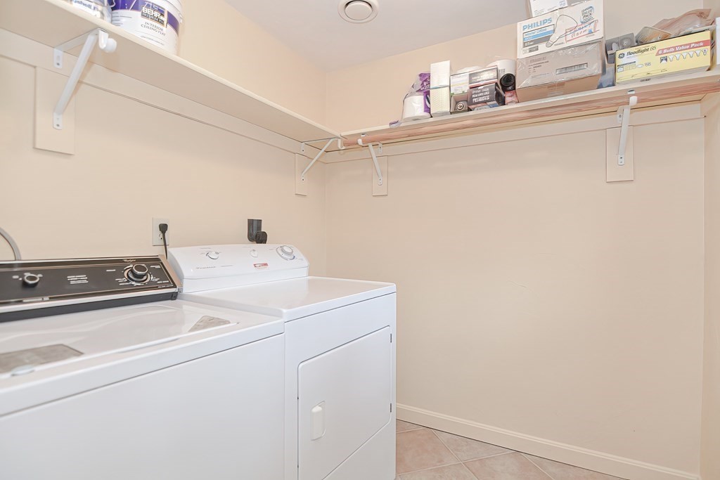 27 Smith Road Randolph, MA 02368 - Photo 14 of 29 Gallery Image 14