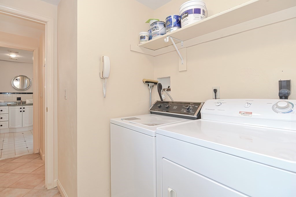 27 Smith Road Randolph, MA 02368 - Photo 15 of 29 Gallery Image 15