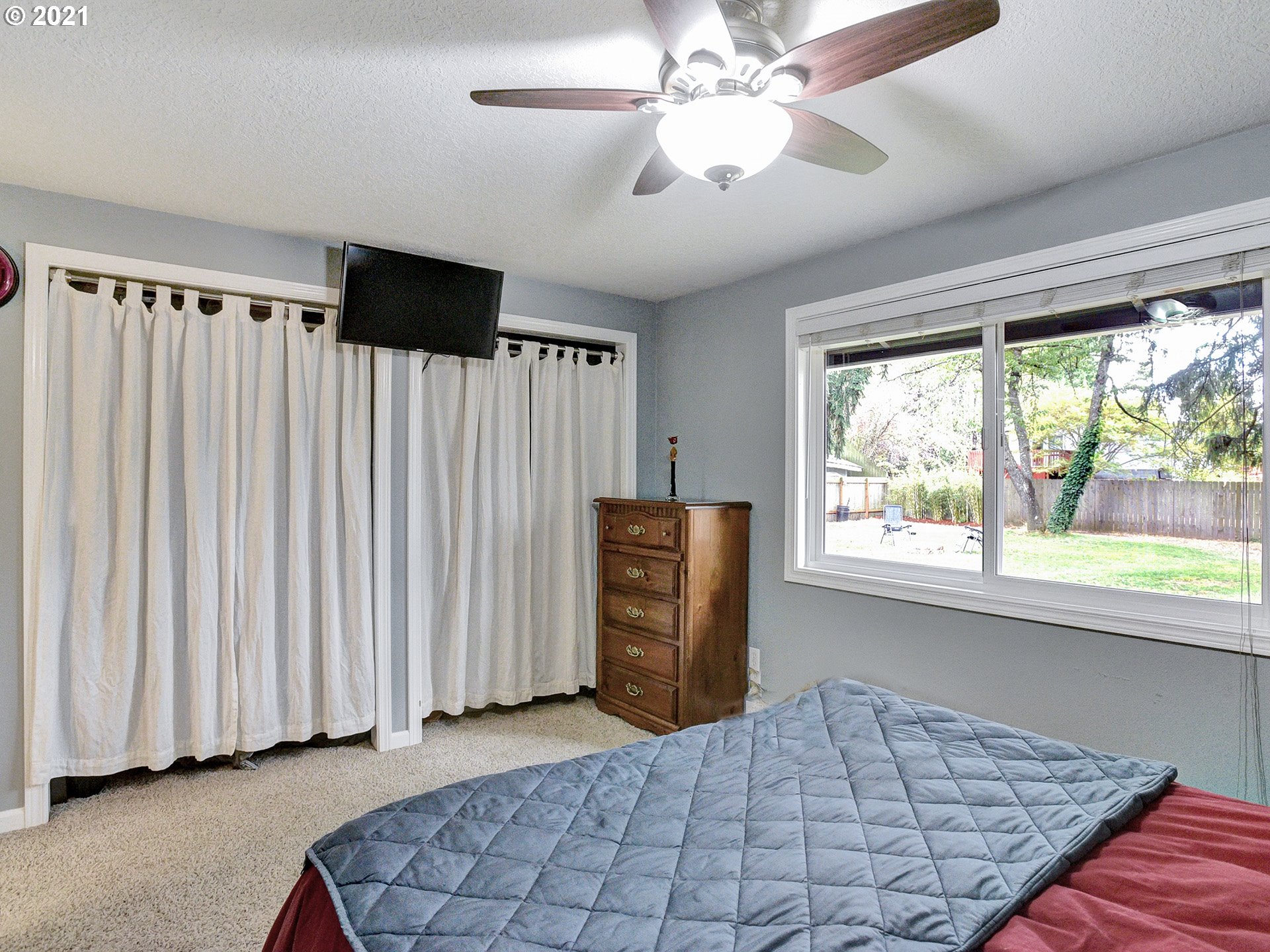 11611 Southeast Reedway Street Portland, OR 97266 - Photo 14 of 29