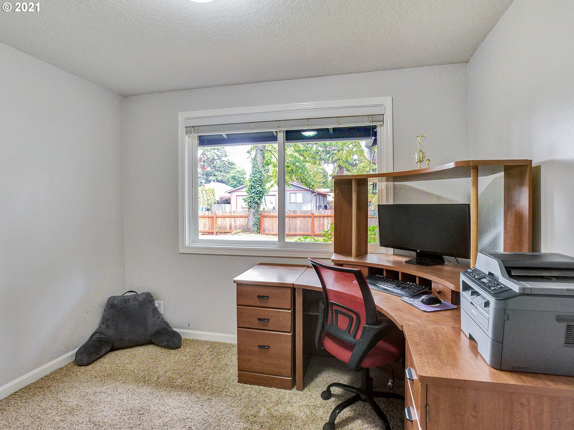 11611 Southeast Reedway Street Portland, OR 97266 - Photo 16 of 29