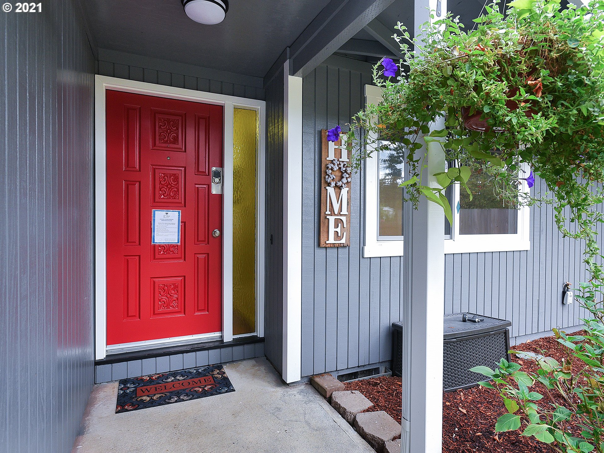 11611 Southeast Reedway Street Portland, OR 97266 - Photo 3 of 29