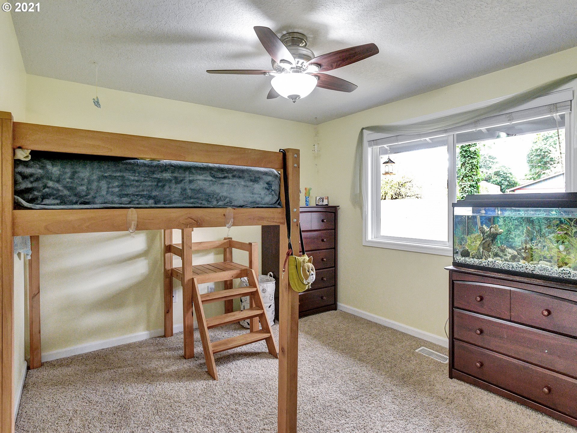 11611 Southeast Reedway Street Portland, OR 97266 - Photo 21 of 29
