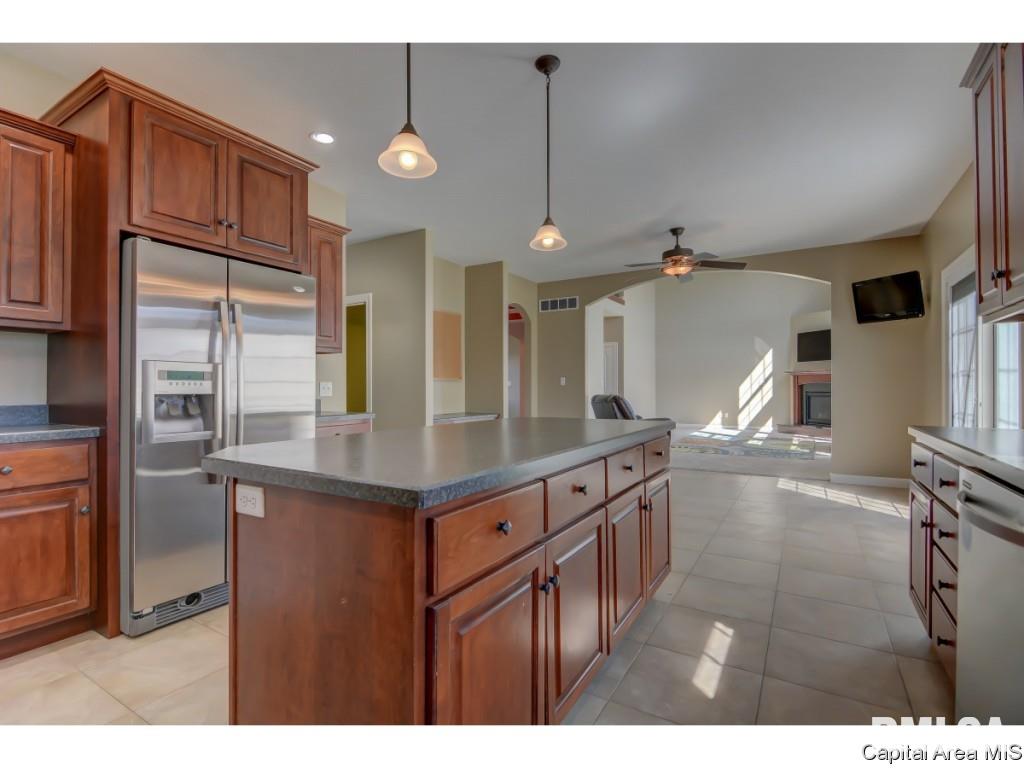 1908 Providence Lane Springfield, IL 62711 - Photo 8 of 27