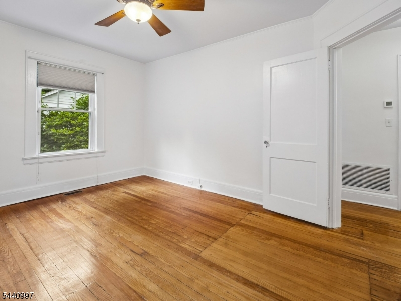485 Valley Road, Unit 1 Montclair, NJ 07043 - Photo 15 of 27
