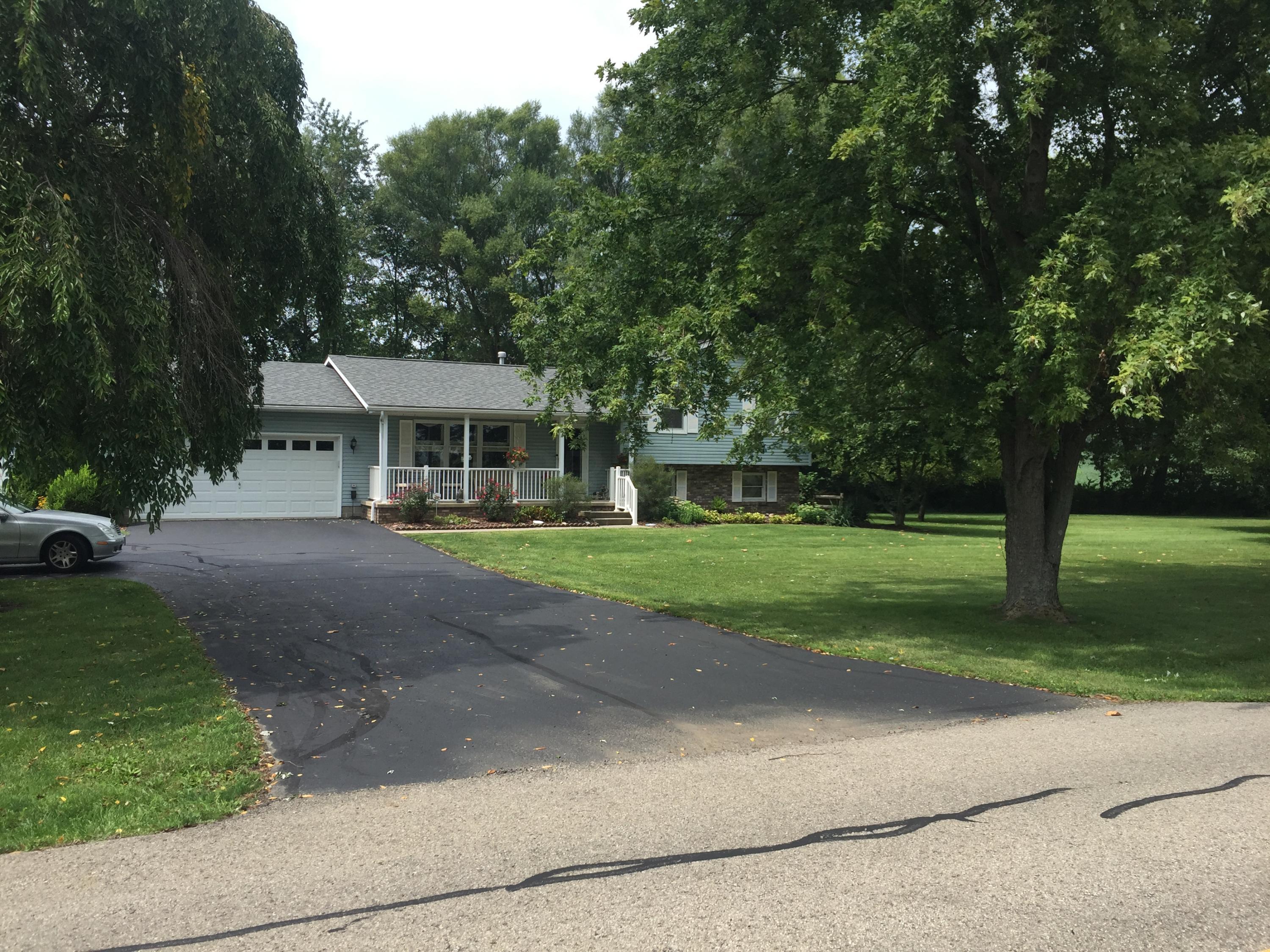 1739 Pickerington Road Lancaster, OH 43130 - Photo 2 of 30