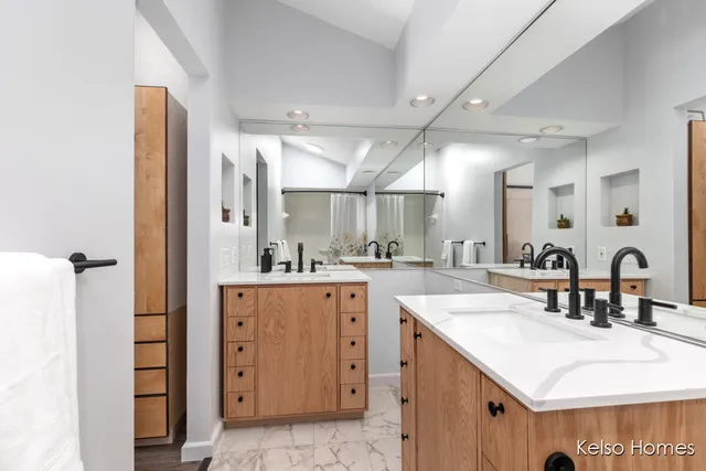 $369,900 | 2016 Tall Meadow Street Northeast, Grand Rapids, MI 49505