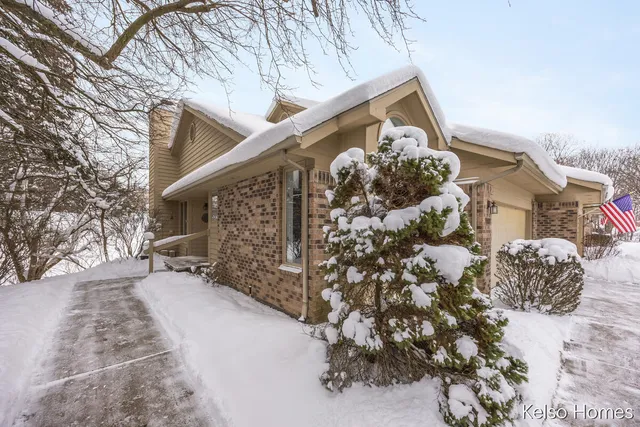 $369,900 | 2016 Tall Meadow Street Northeast, Grand Rapids, MI 49505