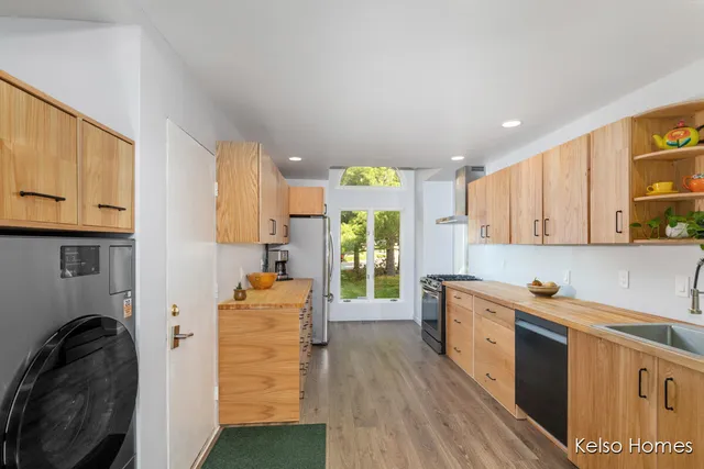 $369,900 | 2016 Tall Meadow Street Northeast, Grand Rapids, MI 49505