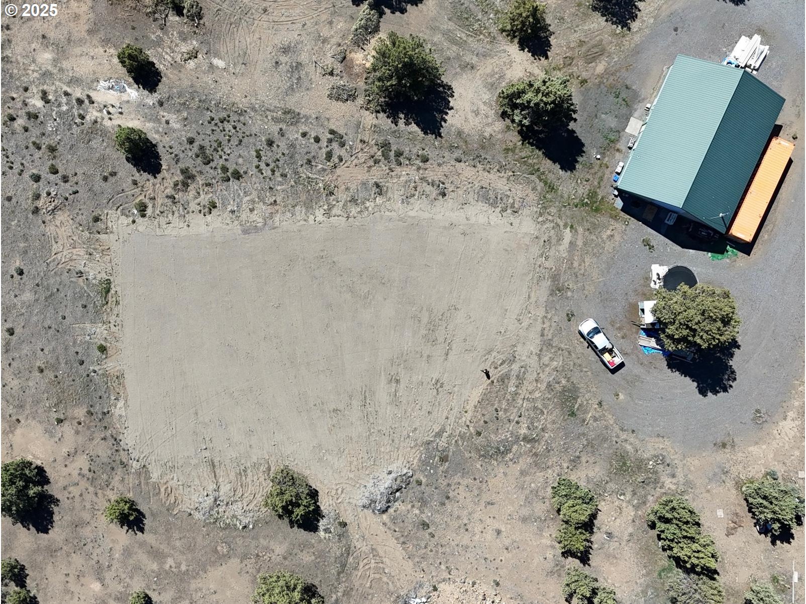 69380 Buckhorn Road Redmond, OR 97756 - Photo 22 of 25 a vase of flowers sitting on a table