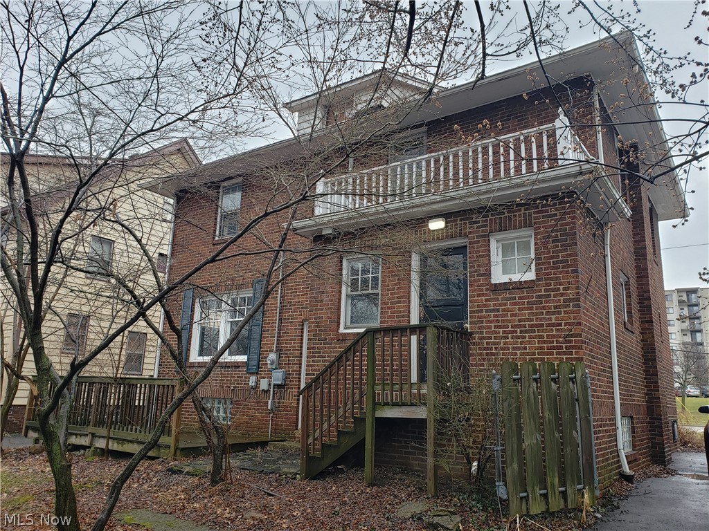 1666 South Taylor Road Cleveland Heights, OH 44118 - Photo 2 of 35