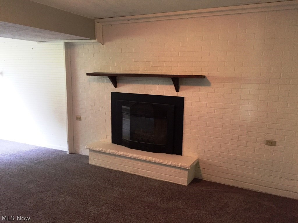 1765 Mt Tom Road Marietta, OH 45750 - Photo 16 of 26 Gas Fireplace