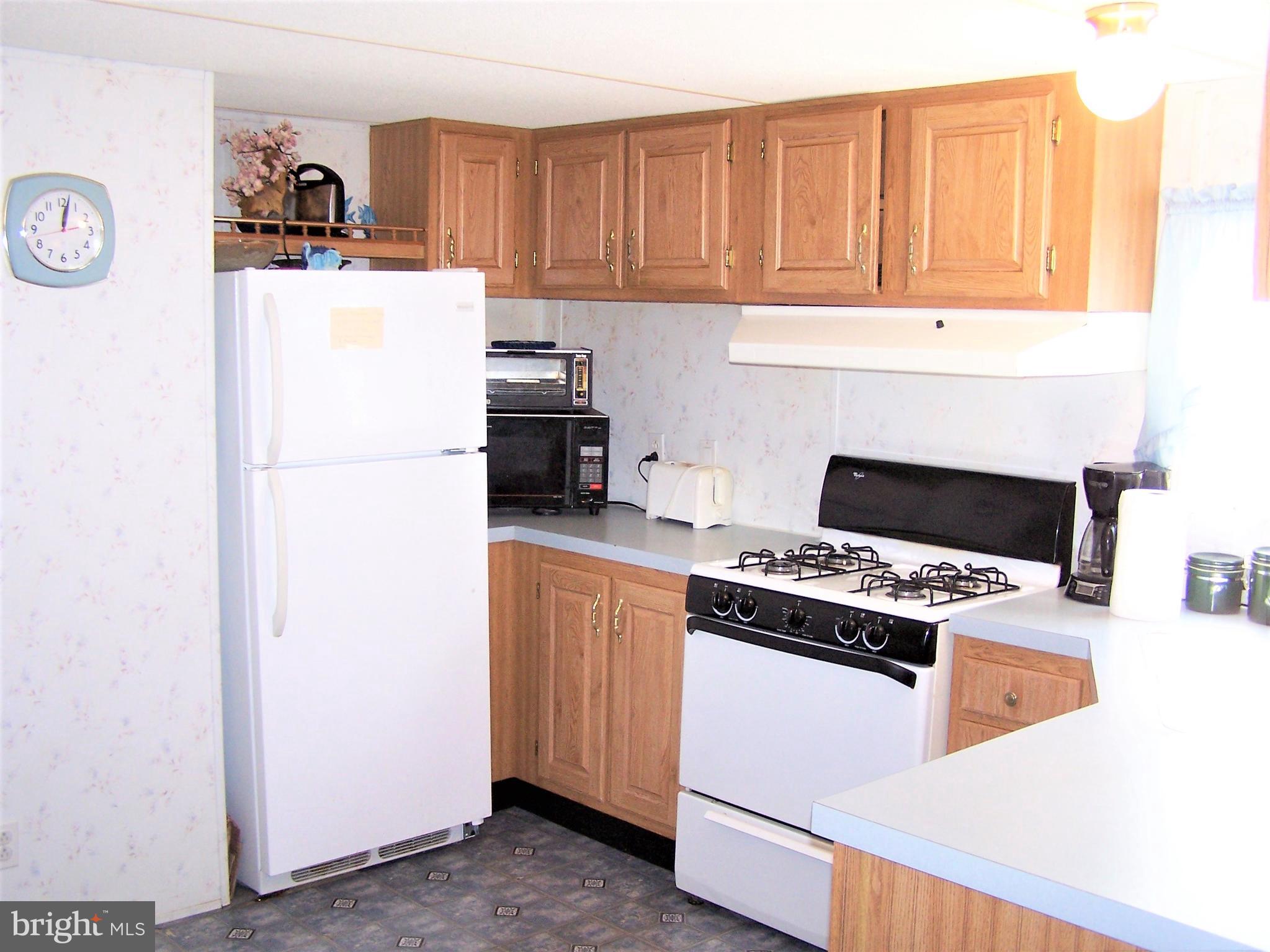 13334 Nantucket Road Ocean City, MD 21842 - Photo 14 of 40 Kitchen