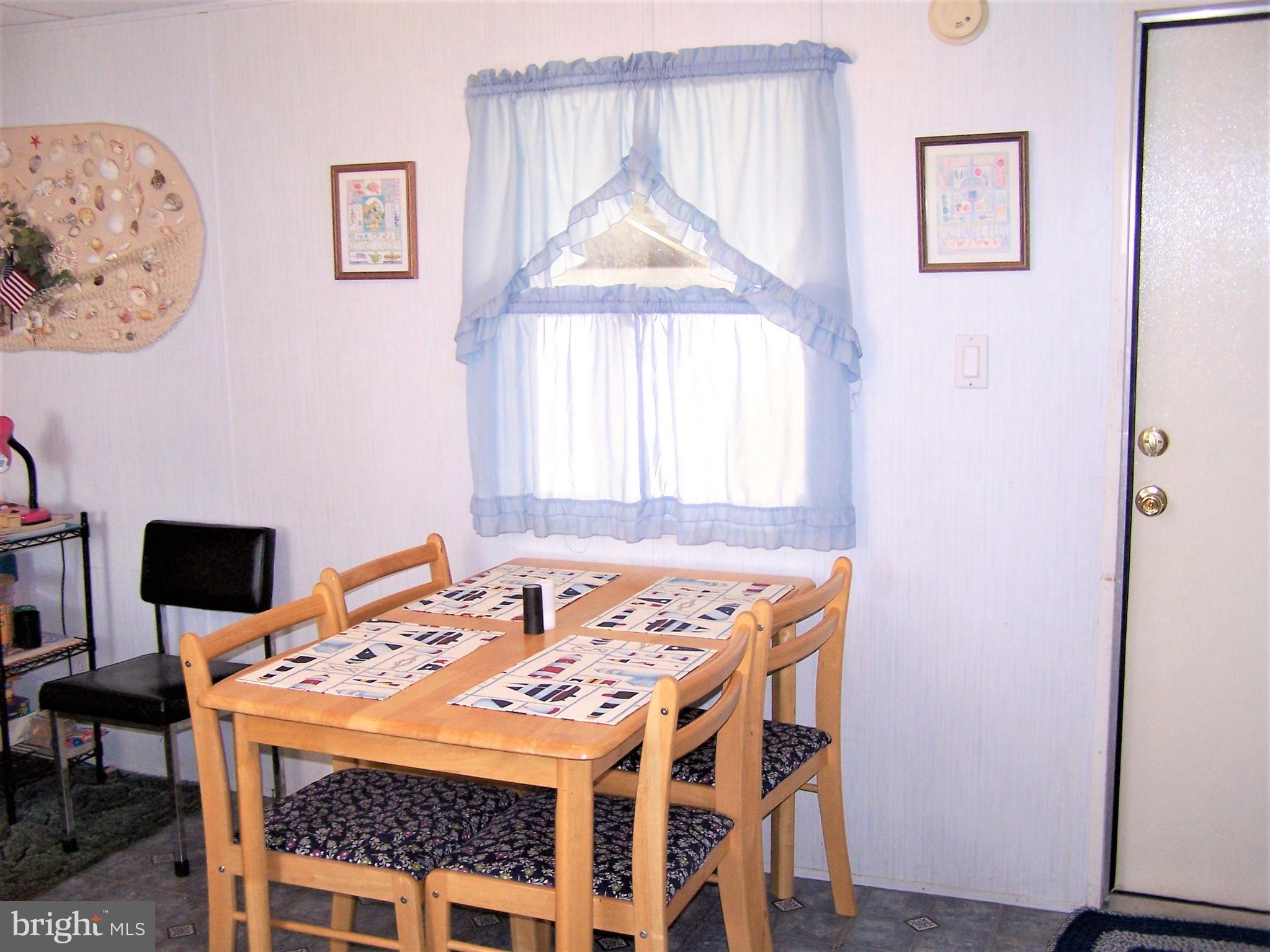 13334 Nantucket Road Ocean City, MD 21842 - Photo 15 of 40 Eat In Kitchen