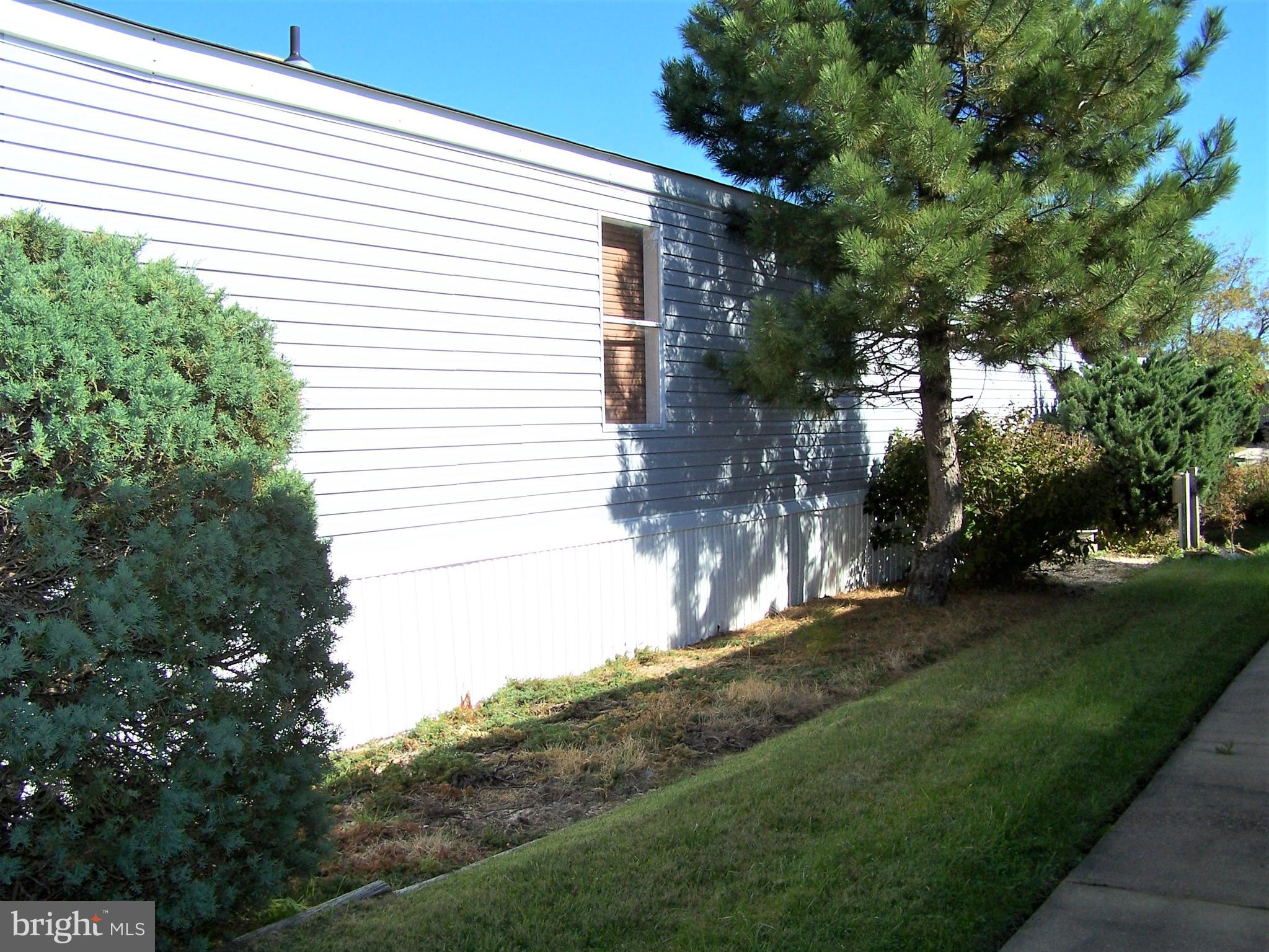 13334 Nantucket Road Ocean City, MD 21842 - Photo 4 of 40 Right Elevation