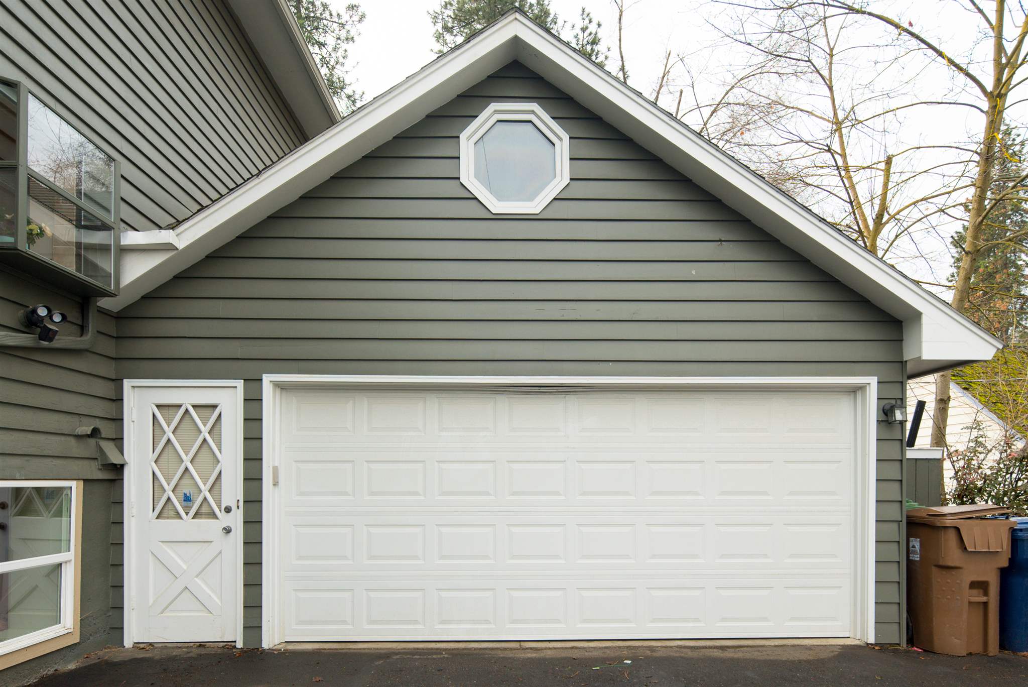 1034 East Overbluff Road Spokane, WA 99203 - Photo 3 of 40 Gallery Image 3