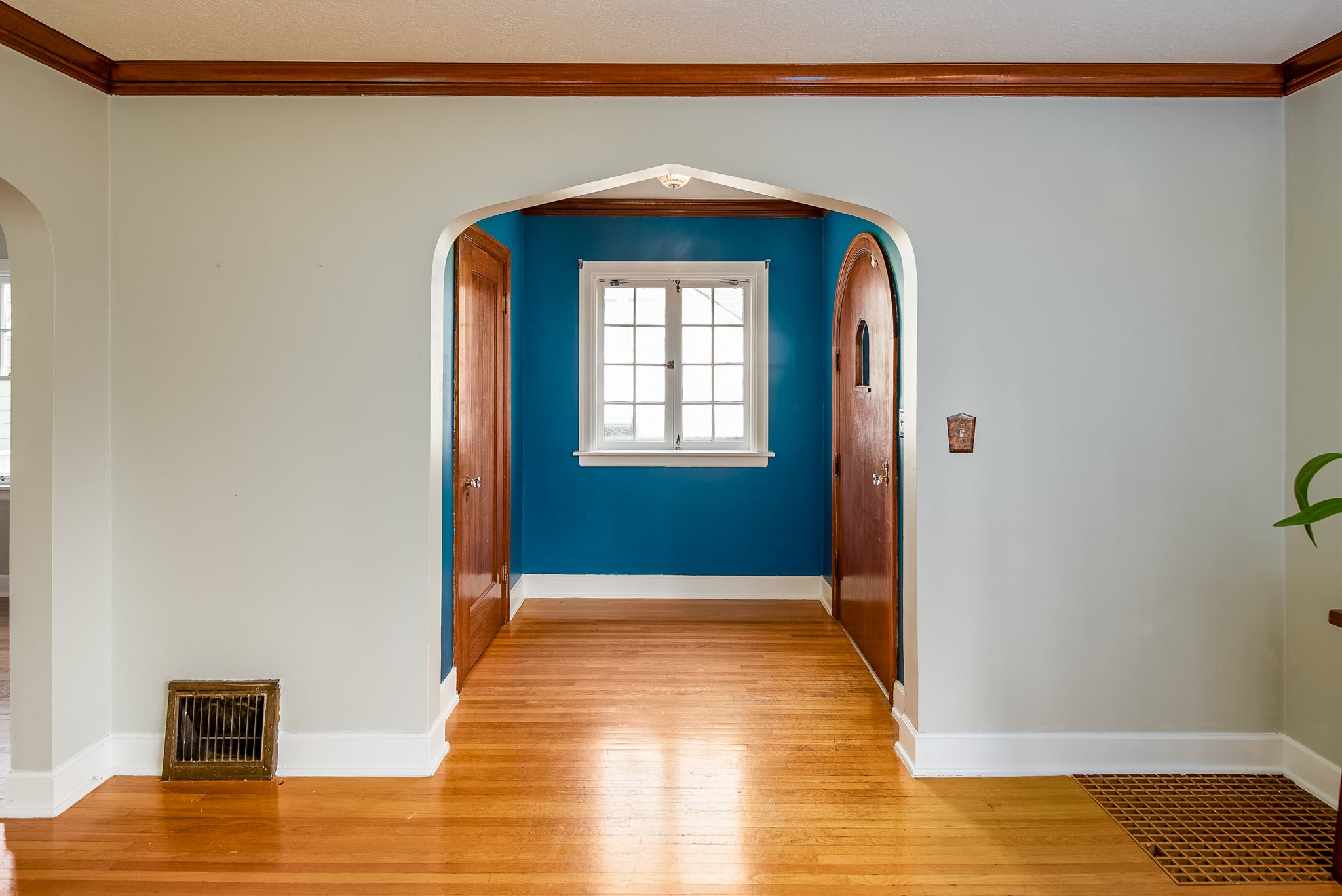 1034 East Overbluff Road Spokane, WA 99203 - Photo 5 of 40 Gallery Image 5