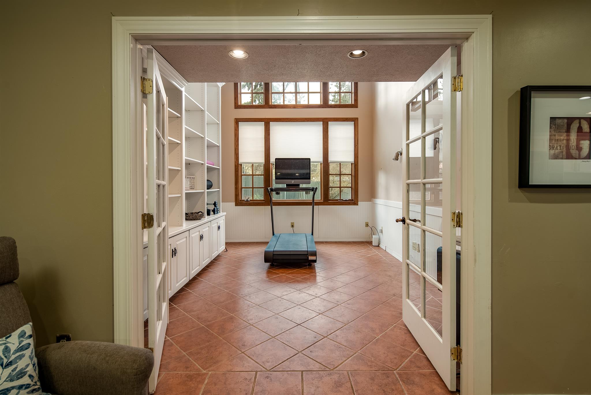 1034 East Overbluff Road Spokane, WA 99203 - Photo 9 of 40 Gallery Image 9