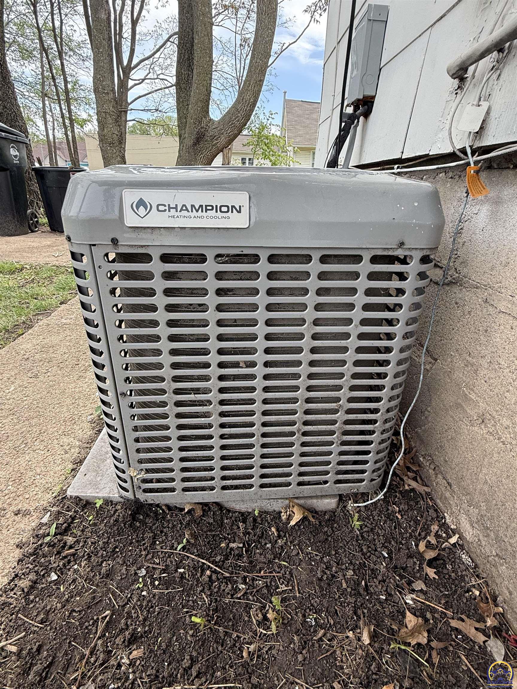 1222 Southwest Lane Street Topeka, KS 66604 - Photo 20 of 23