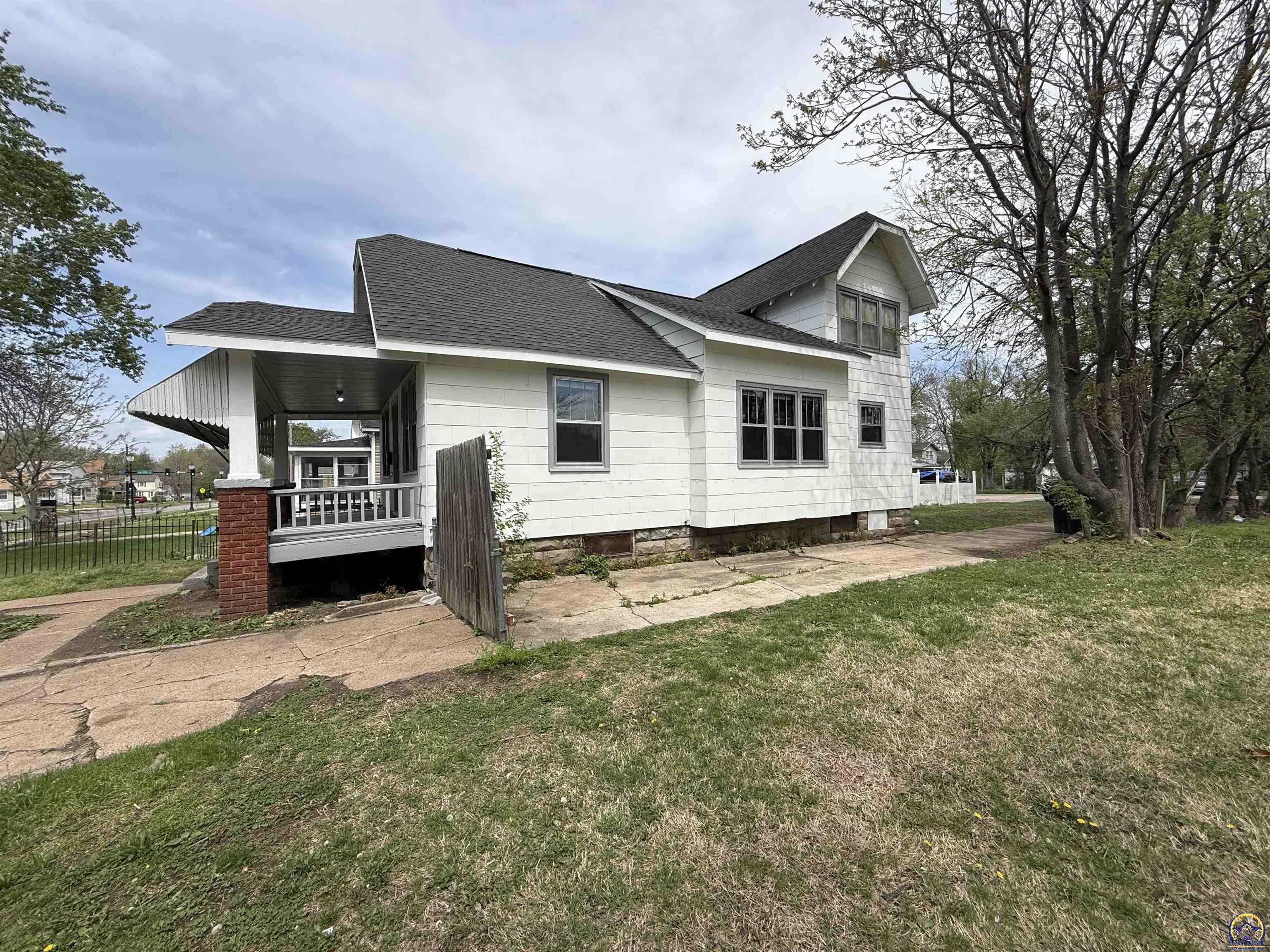 1222 Southwest Lane Street Topeka, KS 66604 - Photo 22 of 23