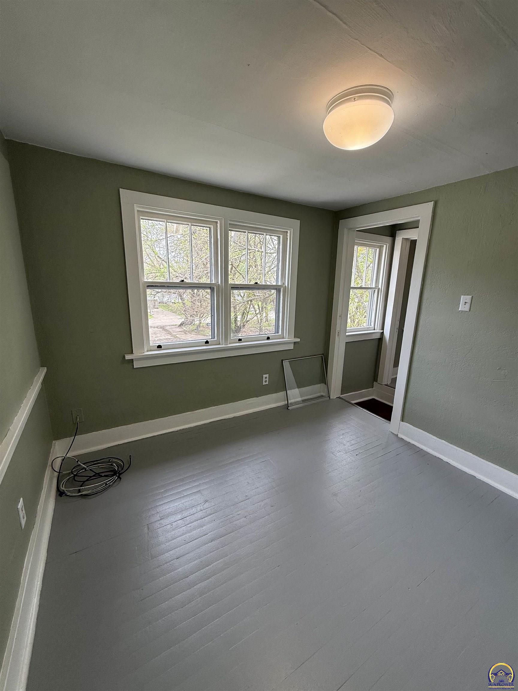 1222 Southwest Lane Street Topeka, KS 66604 - Photo 8 of 23