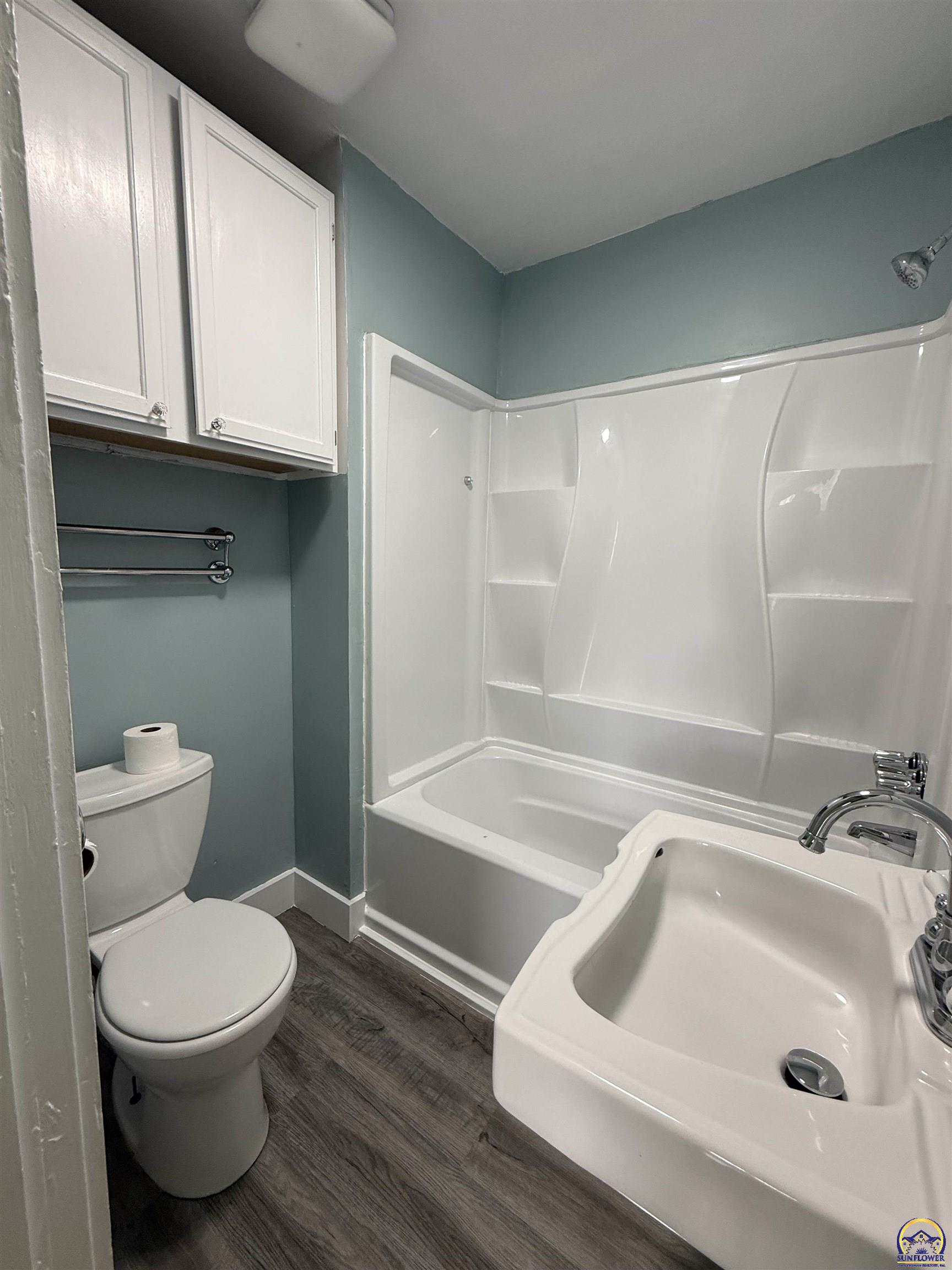 1222 Southwest Lane Street Topeka, KS 66604 - Photo 10 of 23