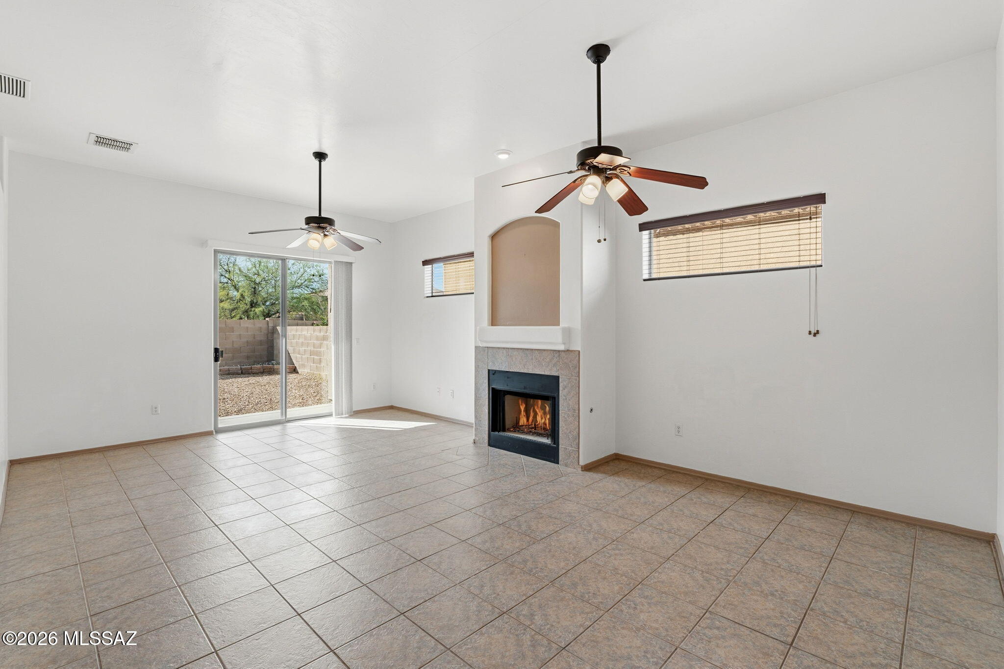 5541 North Silver Stream Way Tucson, AZ 85704 - Photo 8 of 27