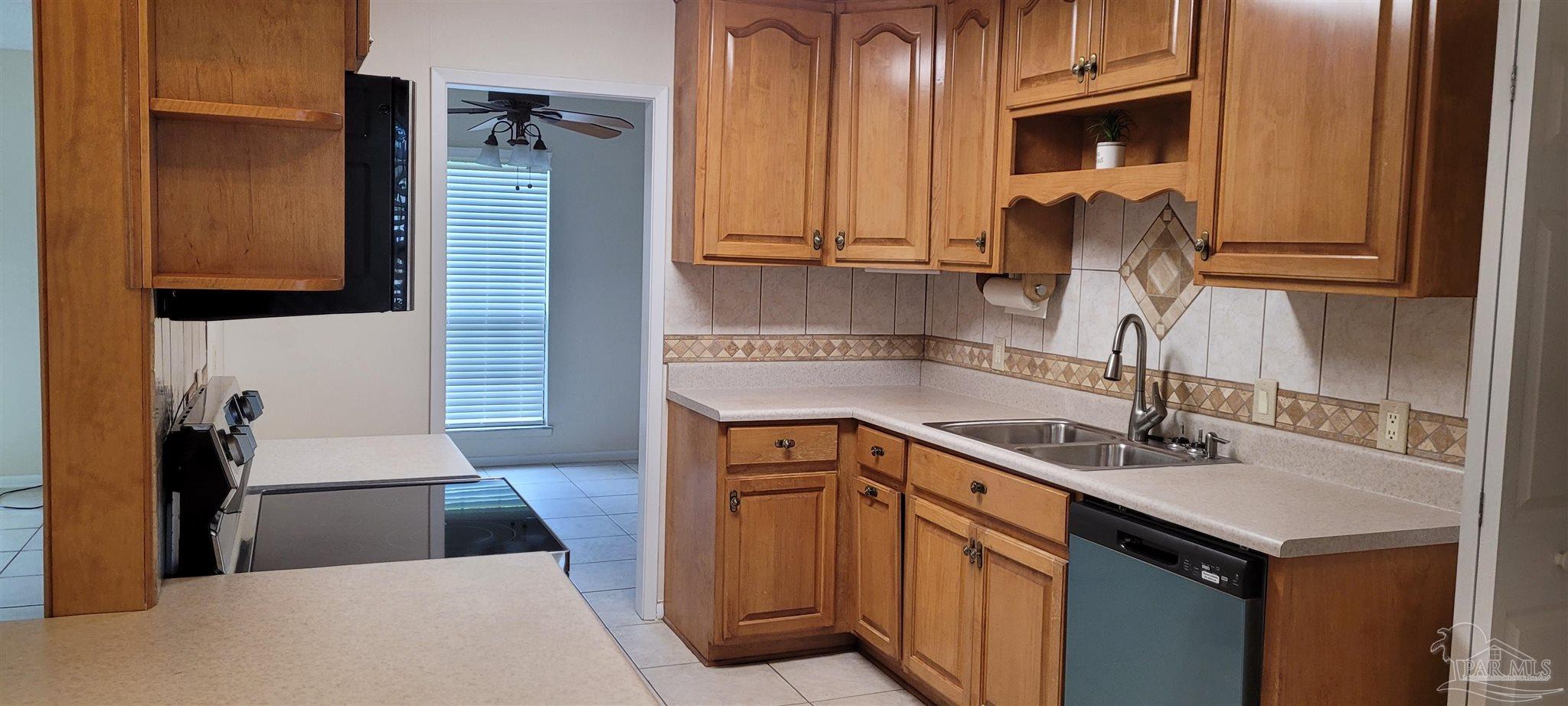 4381 Chestnut Road Molino, FL 32577 - Photo 6 of 36 Gallery Image 6