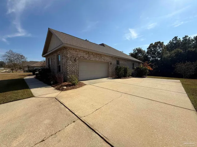 $2,950 | 2701 Tulip Hill Road, Pace, FL 32571