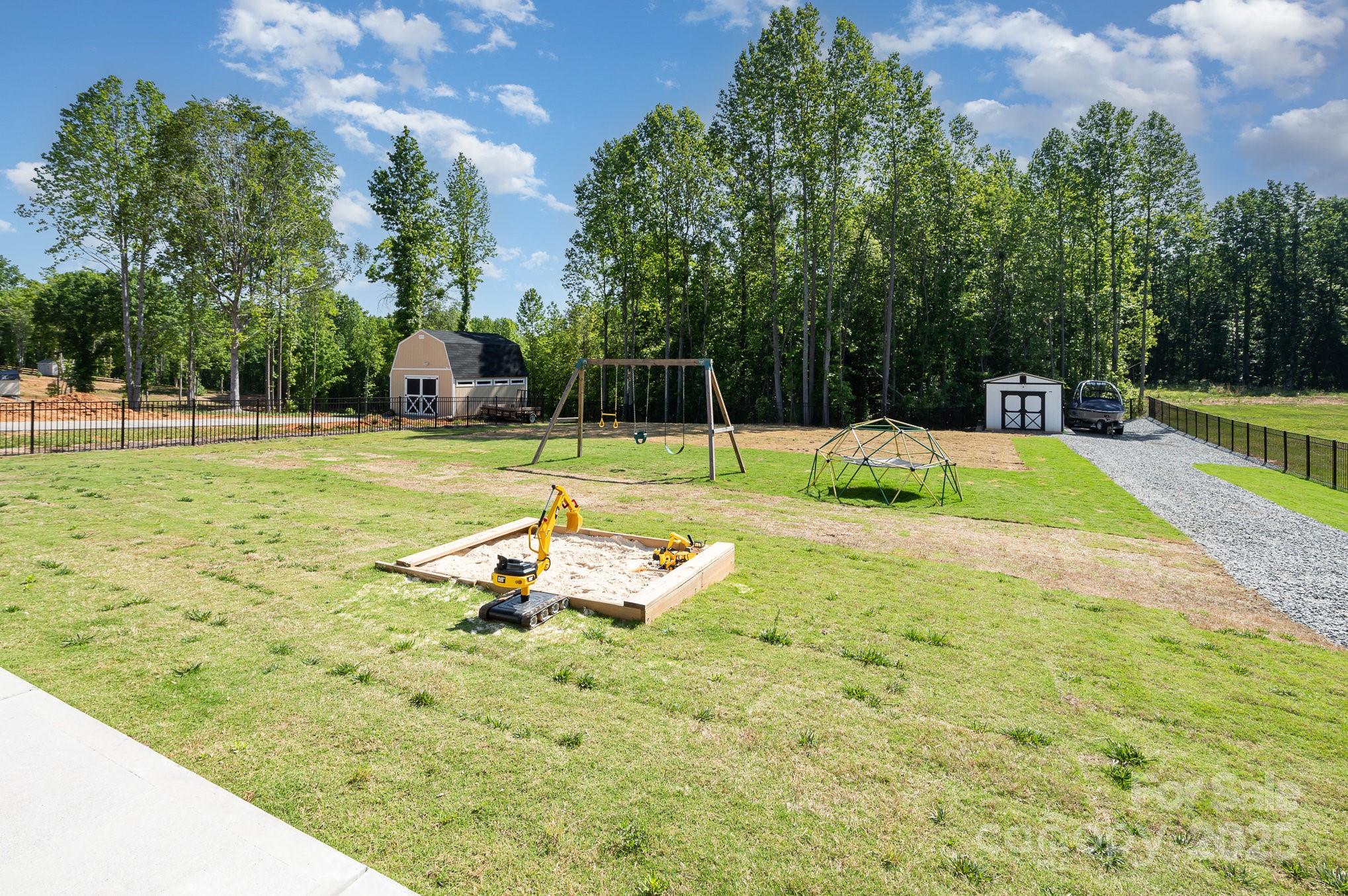 6814 Forney Hill Road, Unit 2 Denver, NC 28037 - Photo 35 of 37 Gallery Image 35