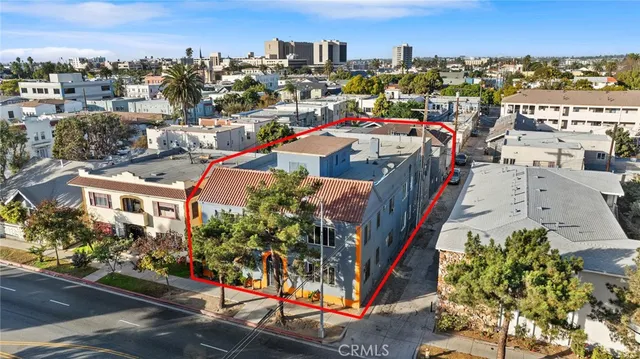 a picture of city view