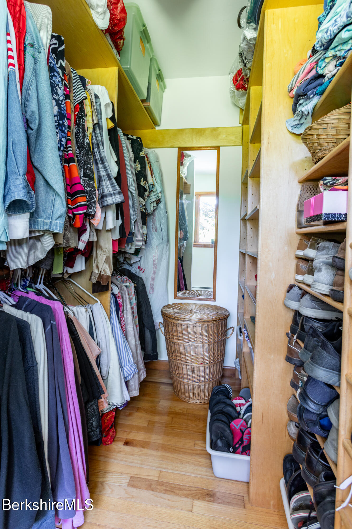 329 Dublin Road Richmond, MA 01201 - Photo 14 of 46 Walk-in closet