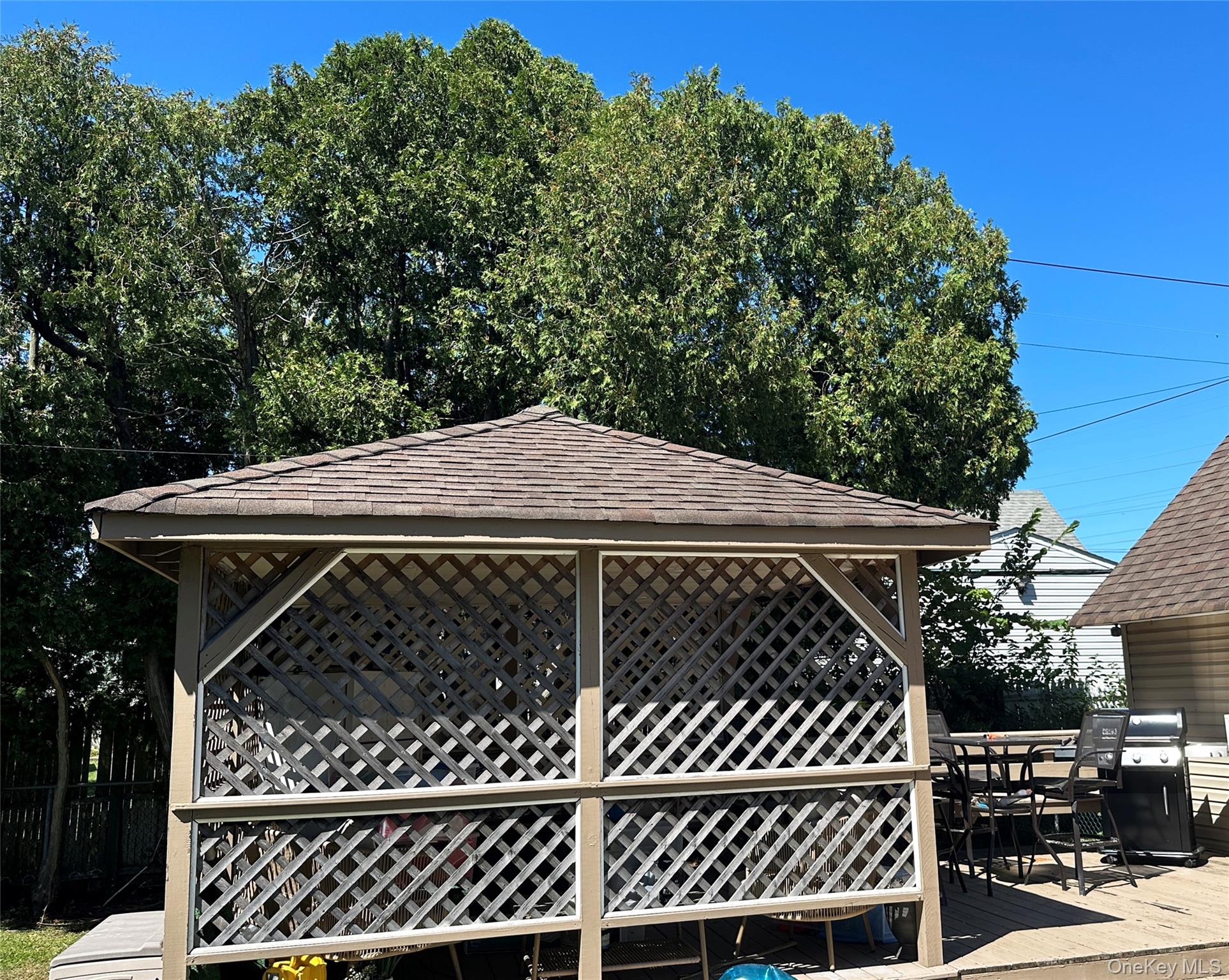 94 Mallard Road Levittown, NY 11756 - Photo 14 of 15 Enclosed and Covered Pergola for Outdoor Living/Dining