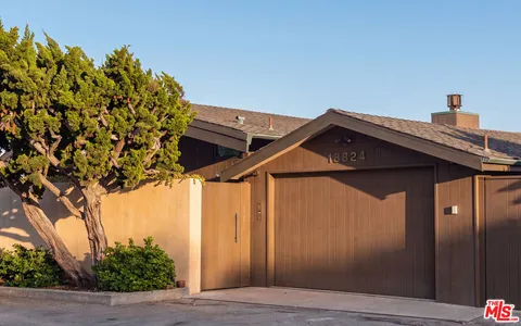 $15,850,000 | 18824 Topanga Beach Drive, Malibu, CA 90265