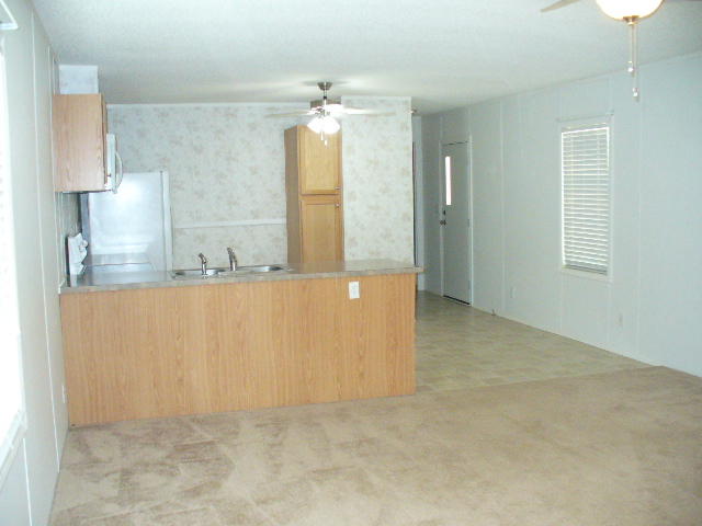 131 Bay Street Rockingham, NC 28379 - Photo 3 of 9 P1020282