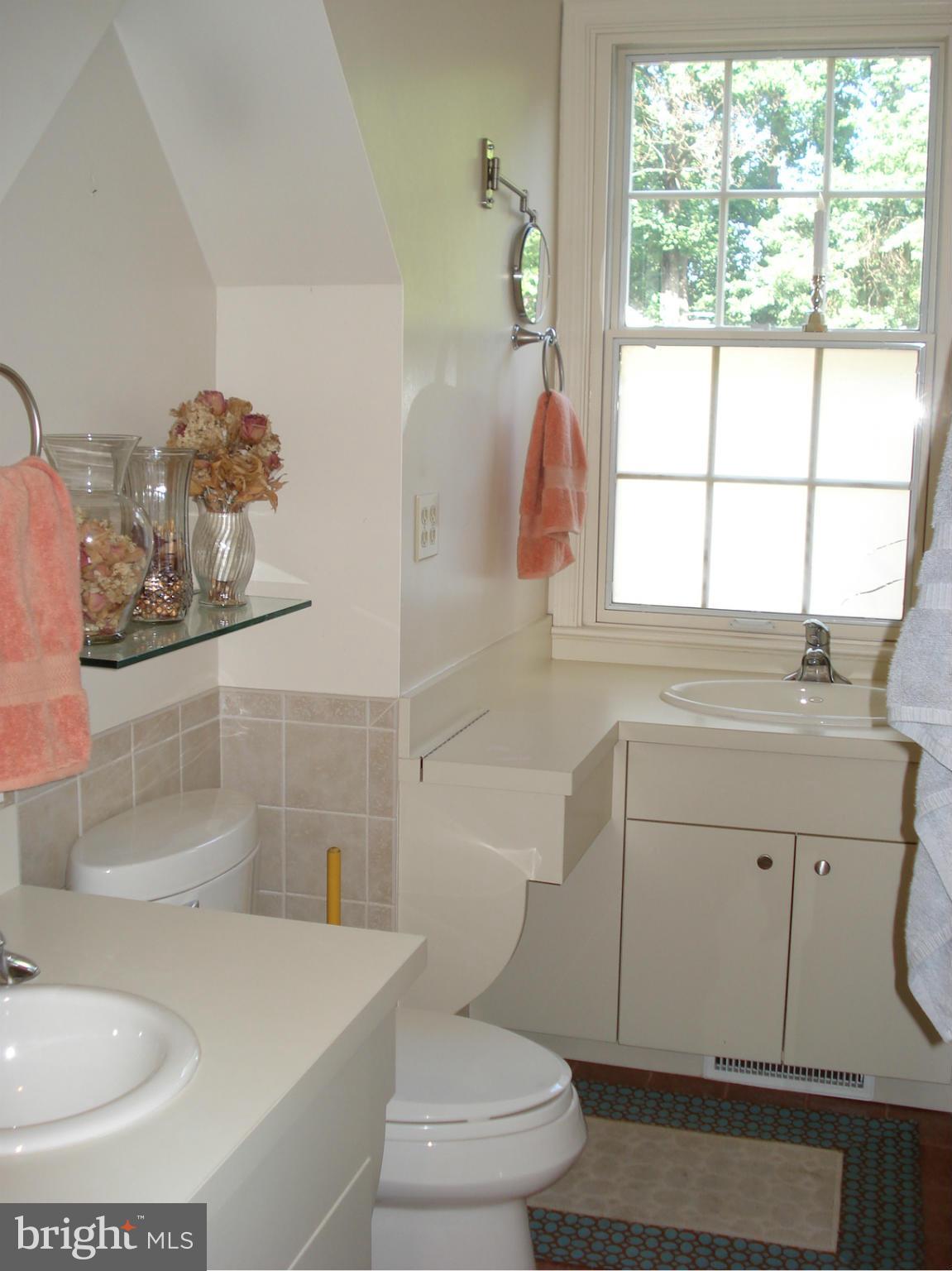 5202 Eliots Oak Road Columbia, MD 21044 - Photo 16 of 30 Bath (Master)