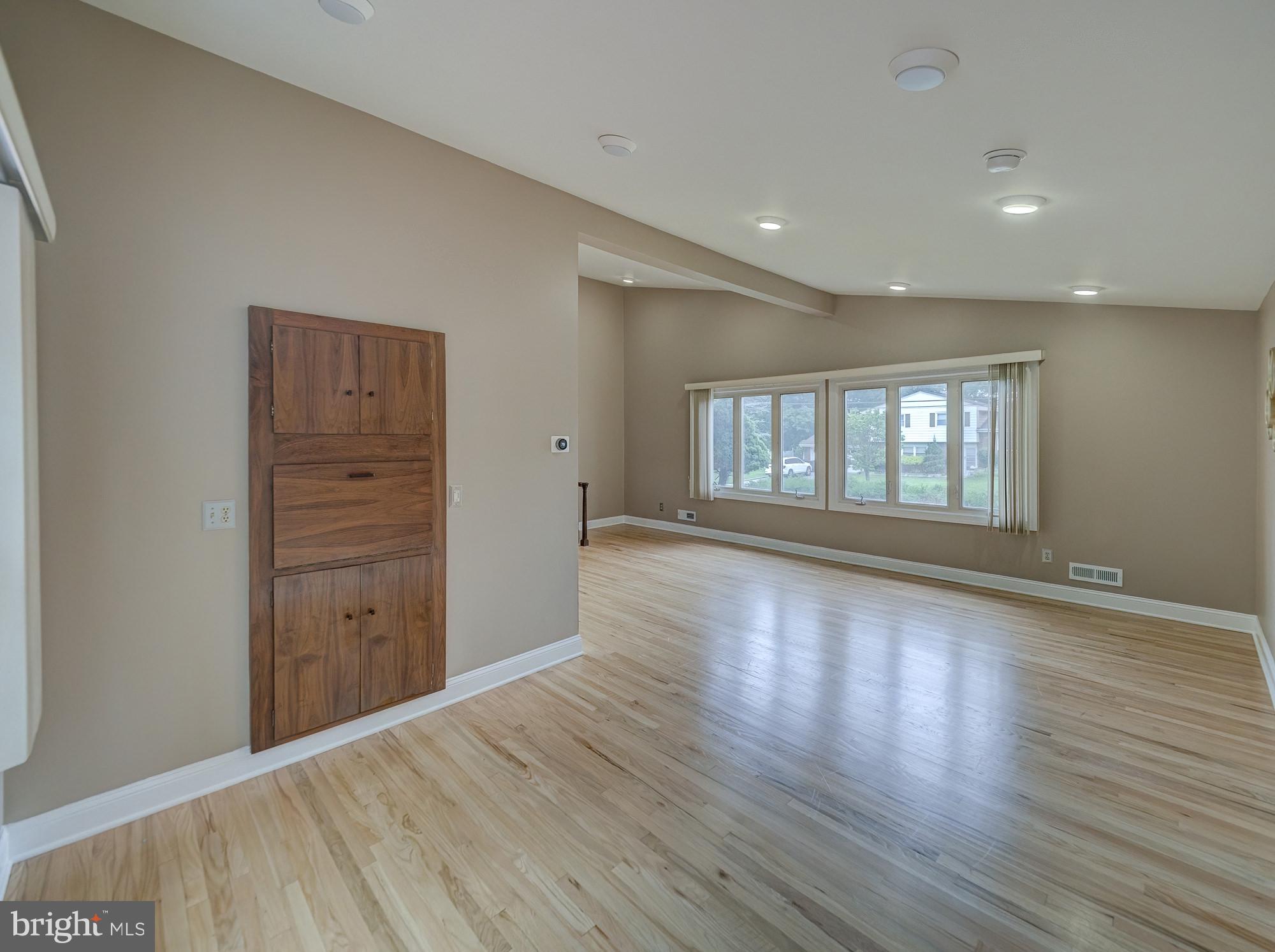 70 Gage Road East Brunswick, NJ 08816 - Photo 12 of 19 Gallery Image 12