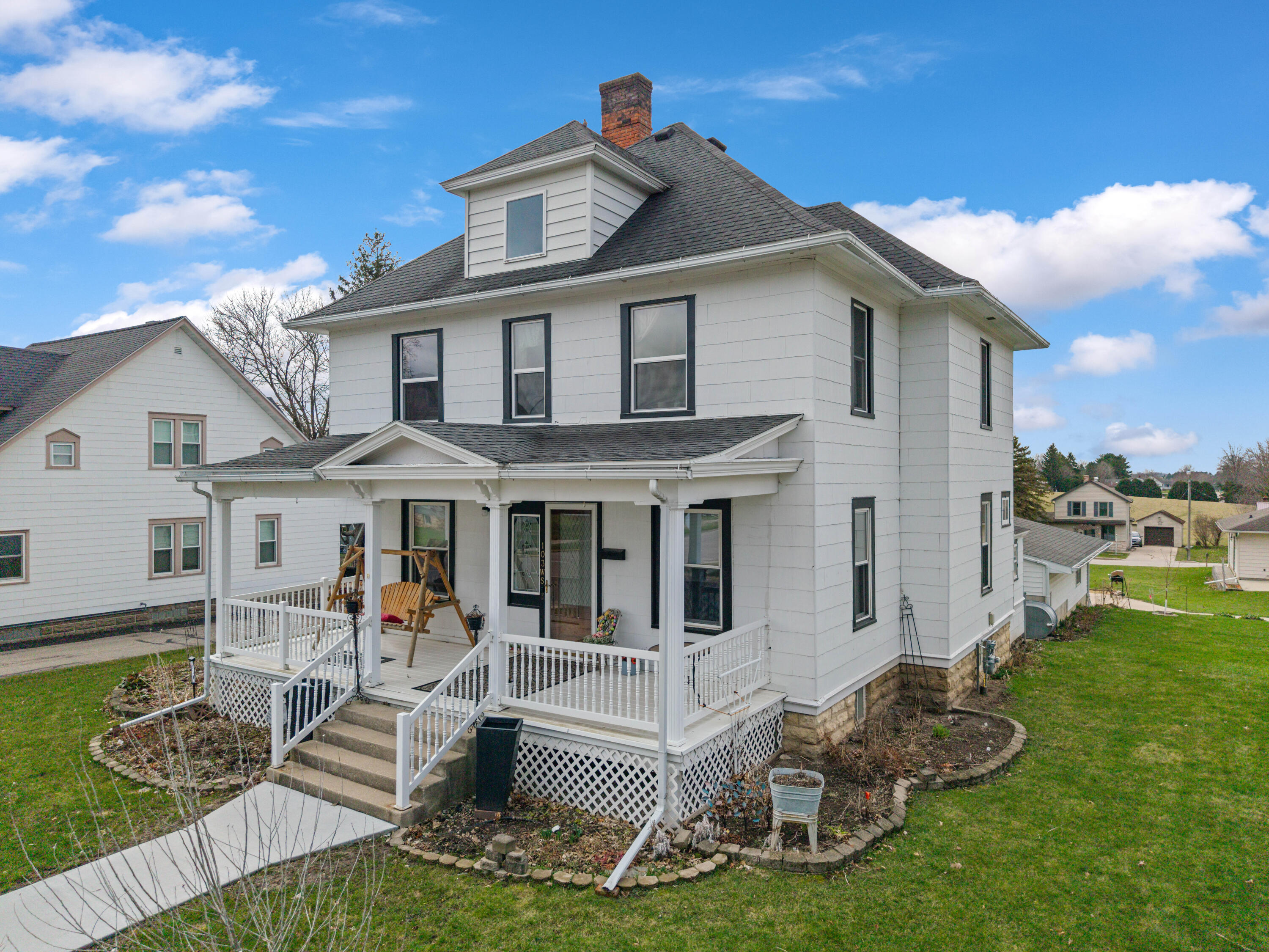 103 South Street West Caledonia, MN 55921 - Photo 1 of 34 103 West South St Caledonia MN (1)