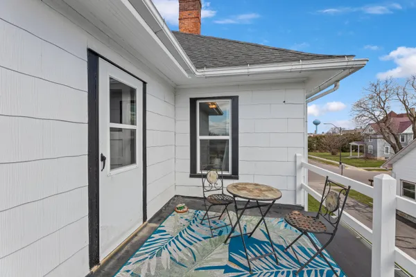 $327,900 | 103 South Street West, Caledonia, MN 55921