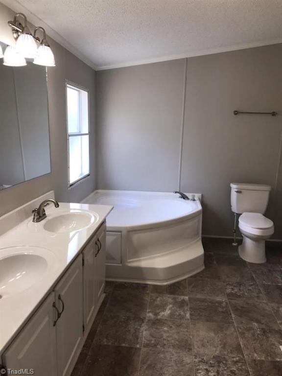7522 Walnut Cove Road Walnut Cove, NC 27052 - Photo 14 of 17 Gallery Image 14