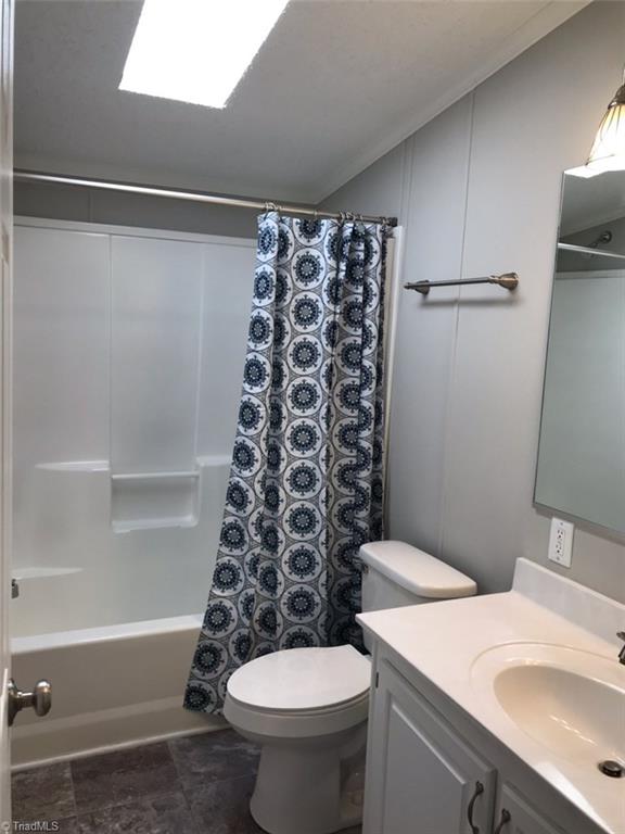7522 Walnut Cove Road Walnut Cove, NC 27052 - Photo 7 of 17 Gallery Image 7